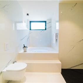 Luxury 7 Bedroom Dubrovnik Beachfront Villa with Infinity Pool, Sleeps 14